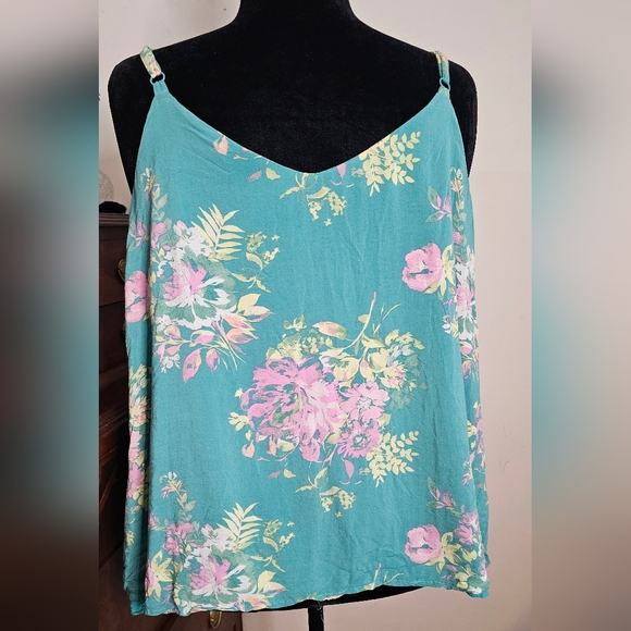 Torrid 1x adjustable strap teal floral tank - Picture 5 of 8